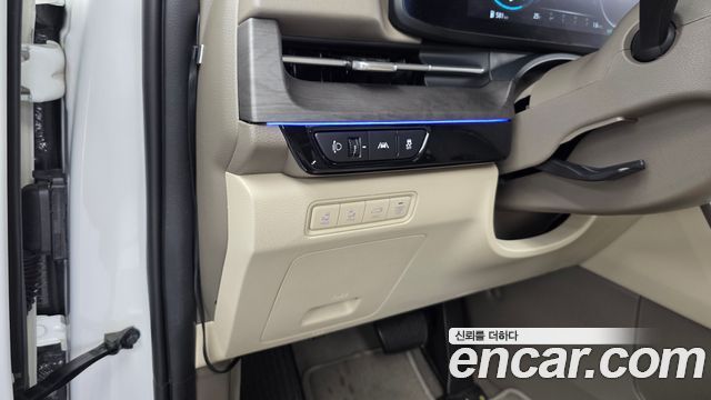 Kia Canival 2023 — photo 23