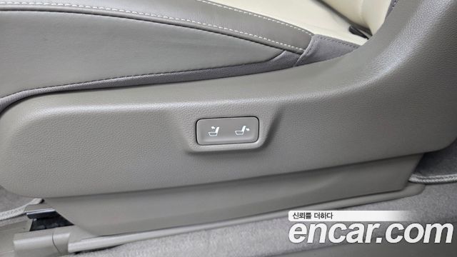 Kia Canival 2023 — photo 27