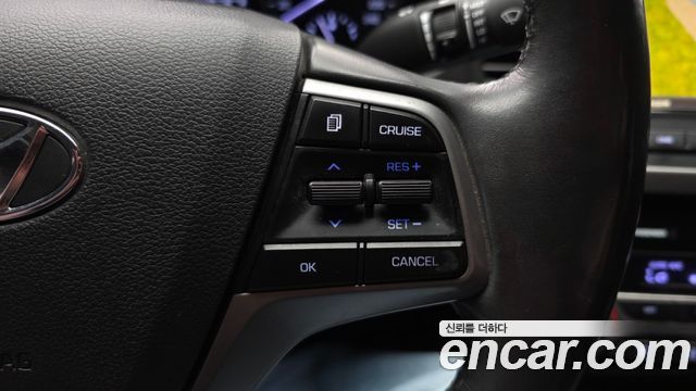 Hyundai AVANTE 2016 — photo 23
