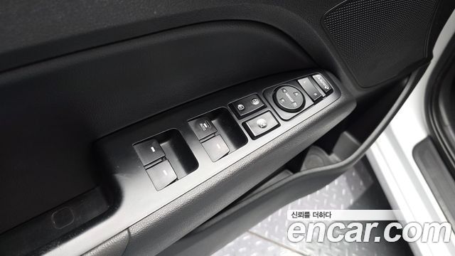 Hyundai AVANTE 2016 — photo 29