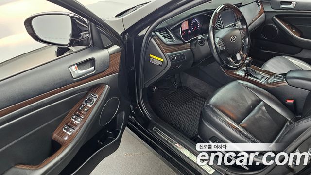 Kia K7 2015 — photo 10