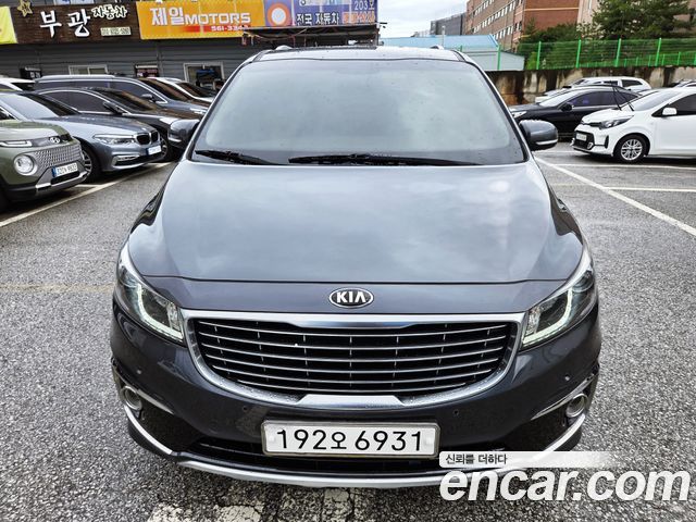 Kia Canival 2017 — photo 9