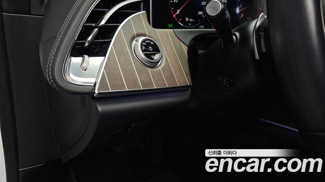 Mercedes-Benz E-Class 2024 — photo 30
