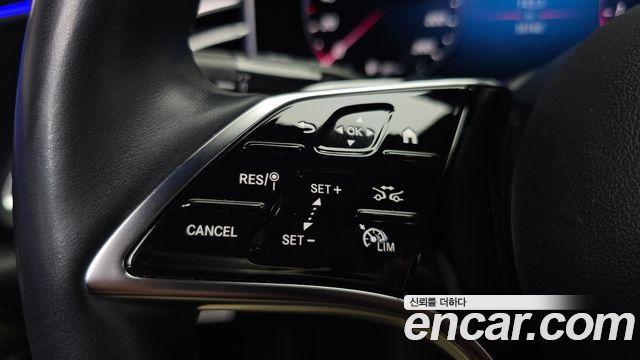 Mercedes-Benz E-Class 2024 — photo 31