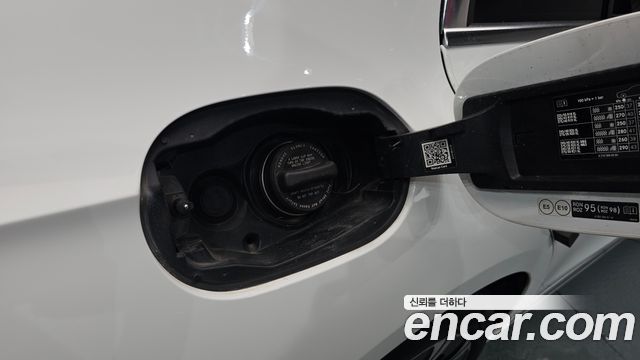 Mercedes-Benz E-Class 2024 — photo 38