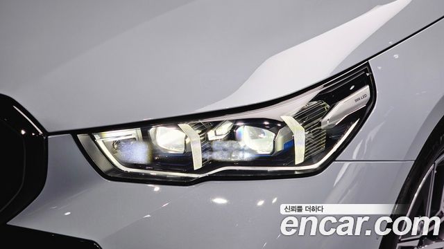 BMW 5-Series 2025 — photo 8