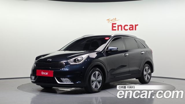 Kia Niro 2018 — photo 1