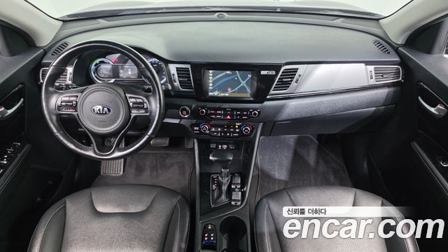 Kia Niro 2018 — photo 10