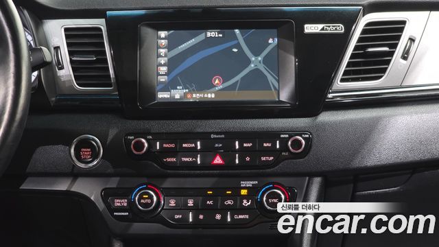 Kia Niro 2018 — photo 21