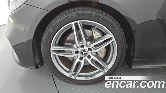 Mercedes-Benz E-Class 2018 — photo 5