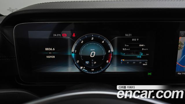 Mercedes-Benz E-Class 2018 — photo 8