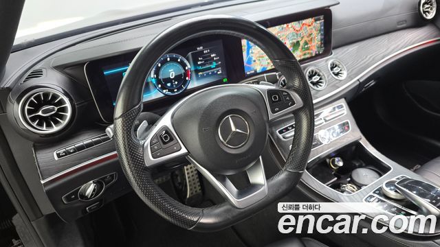 Mercedes-Benz E-Class 2018 — photo 13