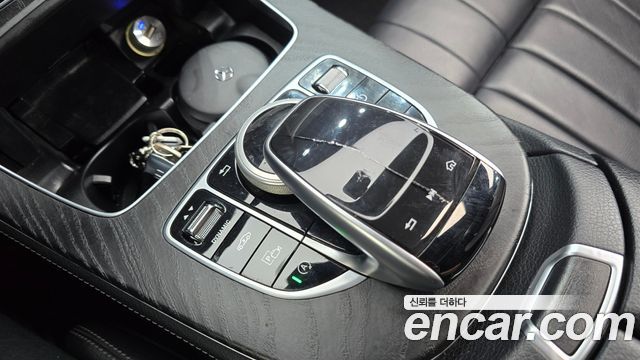 Mercedes-Benz E-Class 2018 — photo 15