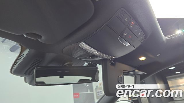 Mercedes-Benz E-Class 2018 — photo 18