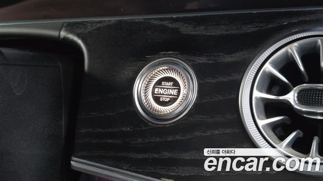 Mercedes-Benz E-Class 2018 — photo 20