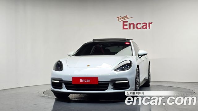 Porsche Panamera 2018 — photo 3