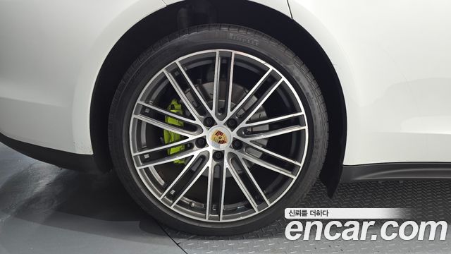 Porsche Panamera 2018 — photo 5