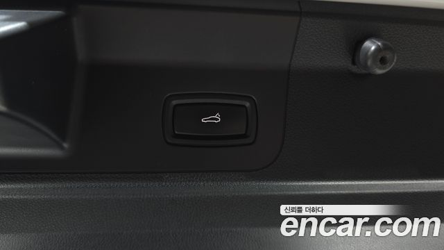 Porsche Panamera 2018 — photo 23