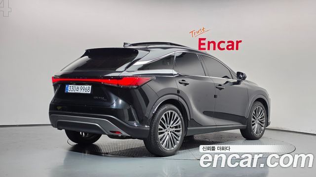 Lexus RX 2025 — photo 2