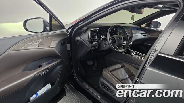 Lexus RX 2025 — photo 10