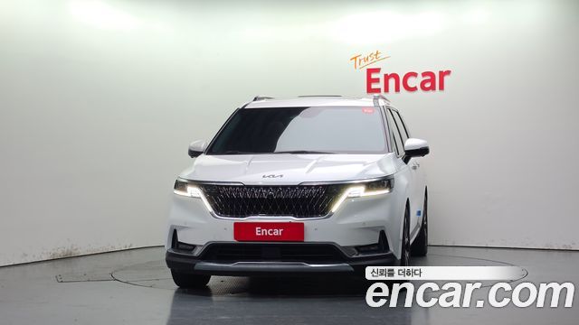 Kia Canival 2021 — photo 3