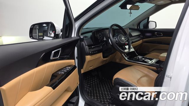 Kia Canival 2021 — photo 13