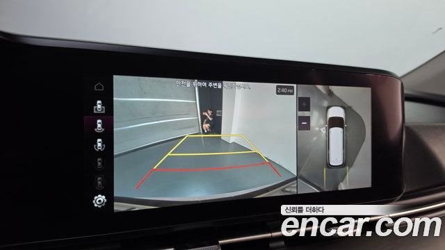 Kia Canival 2021 — photo 21