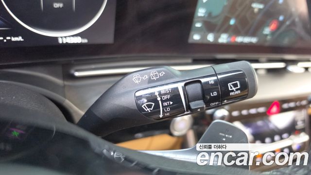 Kia Canival 2021 — photo 29