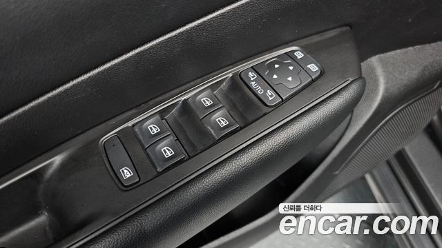 Renault Korea SM6 2021 — photo 30