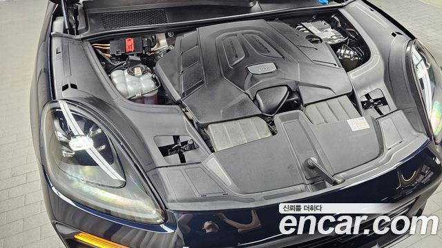 Porsche Cayenne 2023 — photo 6