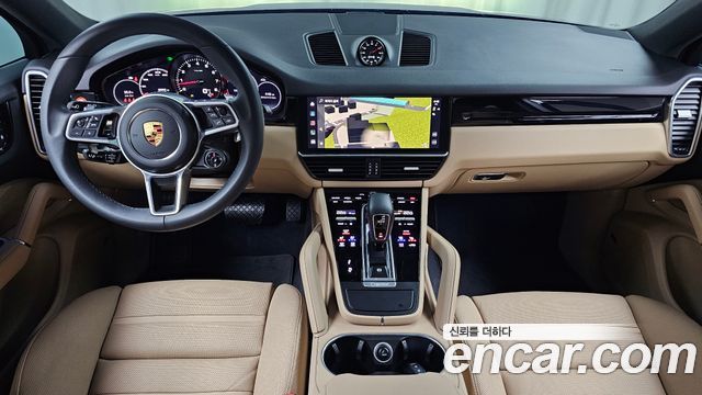 Porsche Cayenne 2023 — photo 10
