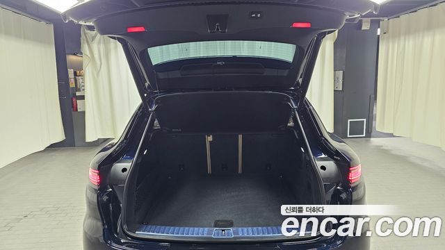 Porsche Cayenne 2023 — photo 25