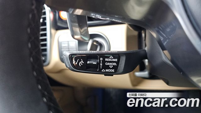 Porsche Cayenne 2023 — photo 29