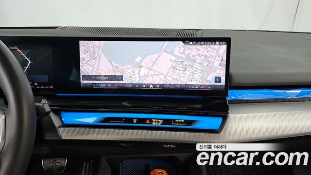 BMW 5-Series 2025 — photo 14
