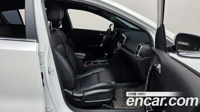 Kia Sportage 2019 — photo 16
