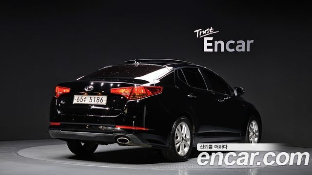 Kia K5 2011 — photo 2