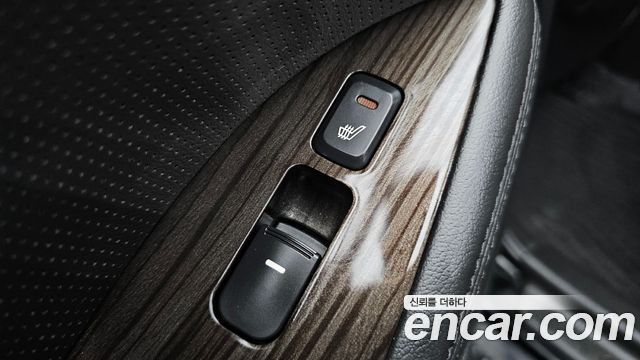 Kia K5 2011 — photo 19