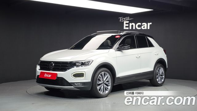 Volkswagen T-Roc 2022 — photo 1