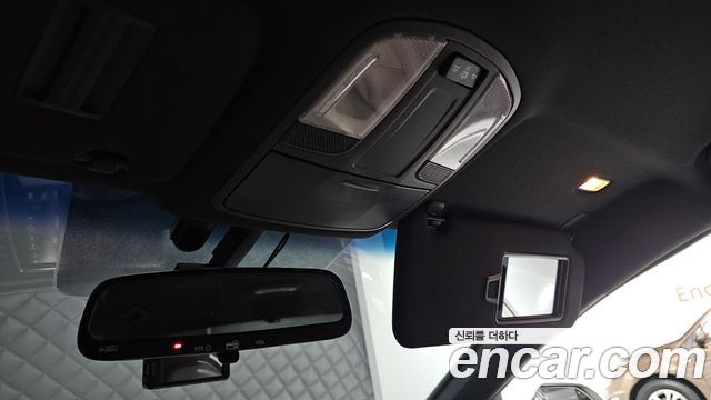 Hyundai Sonata 2019 — photo 25