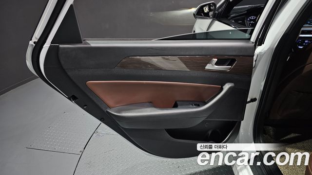 Hyundai Sonata 2019 — photo 15