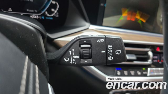 BMW X5 2022 — photo 26