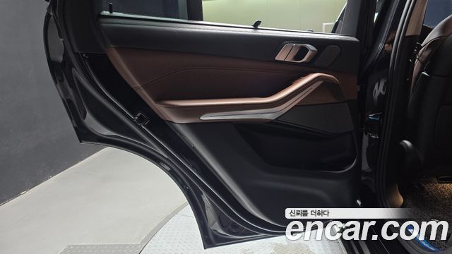 BMW X5 2022 — photo 15