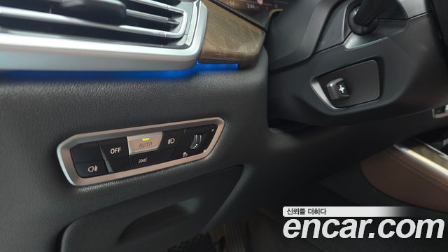 BMW X5 2022 — photo 28