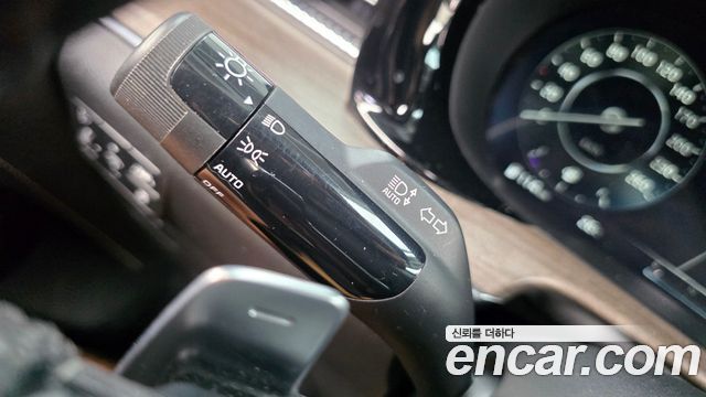 Kia K5 2020 — photo 28