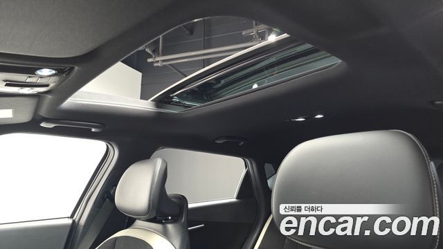 Kia EV6 2022 — photo 22