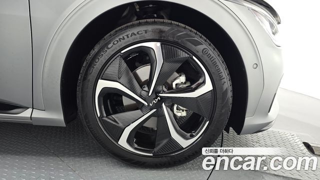 Kia EV6 2022 — photo 7
