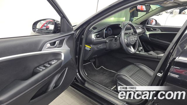 Genesis G70 2020 — photo 13