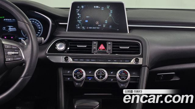 Genesis G70 2020 — photo 20