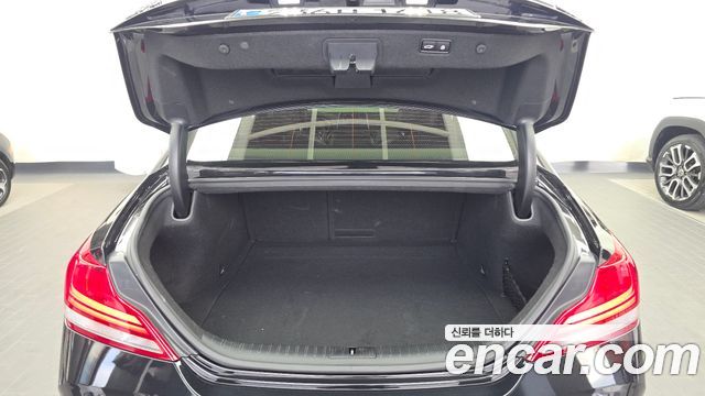 Genesis G70 2020 — photo 26