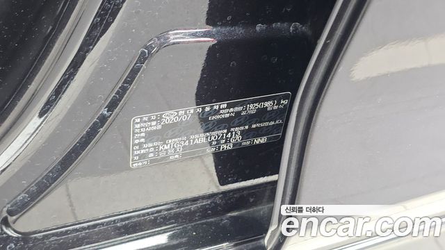 Genesis G70 2020 — photo 28